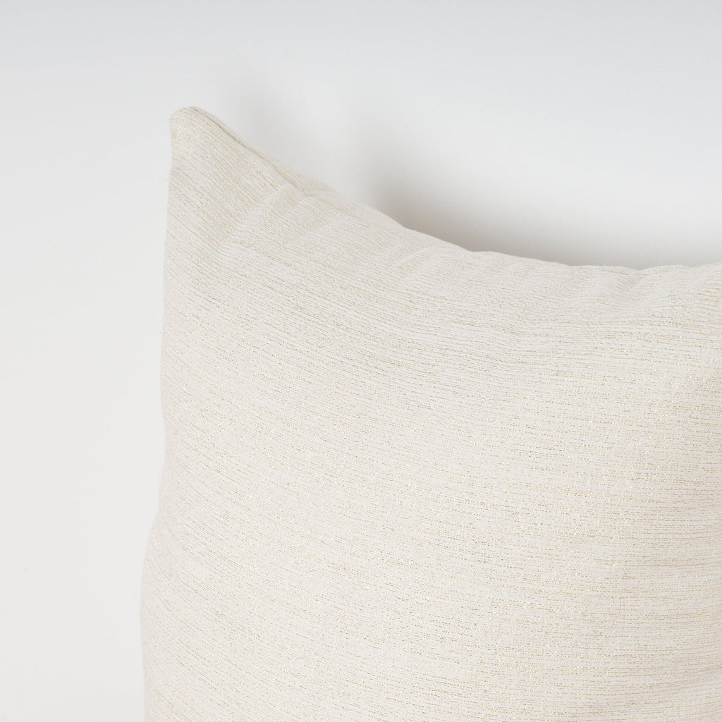 Housse de coussin jacquard fil doré 45x45 cm R17948