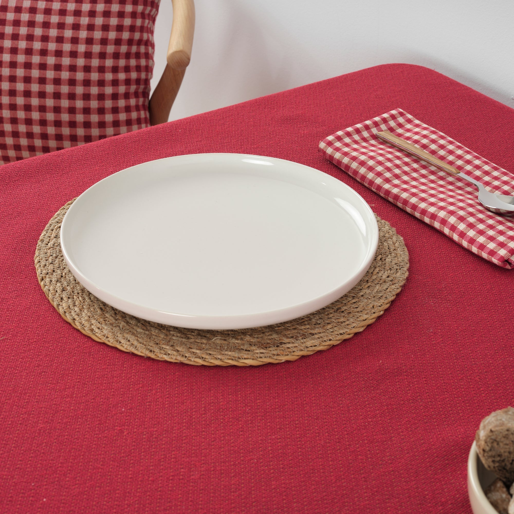 Premium stain resistant jacquard tablecloth plain red