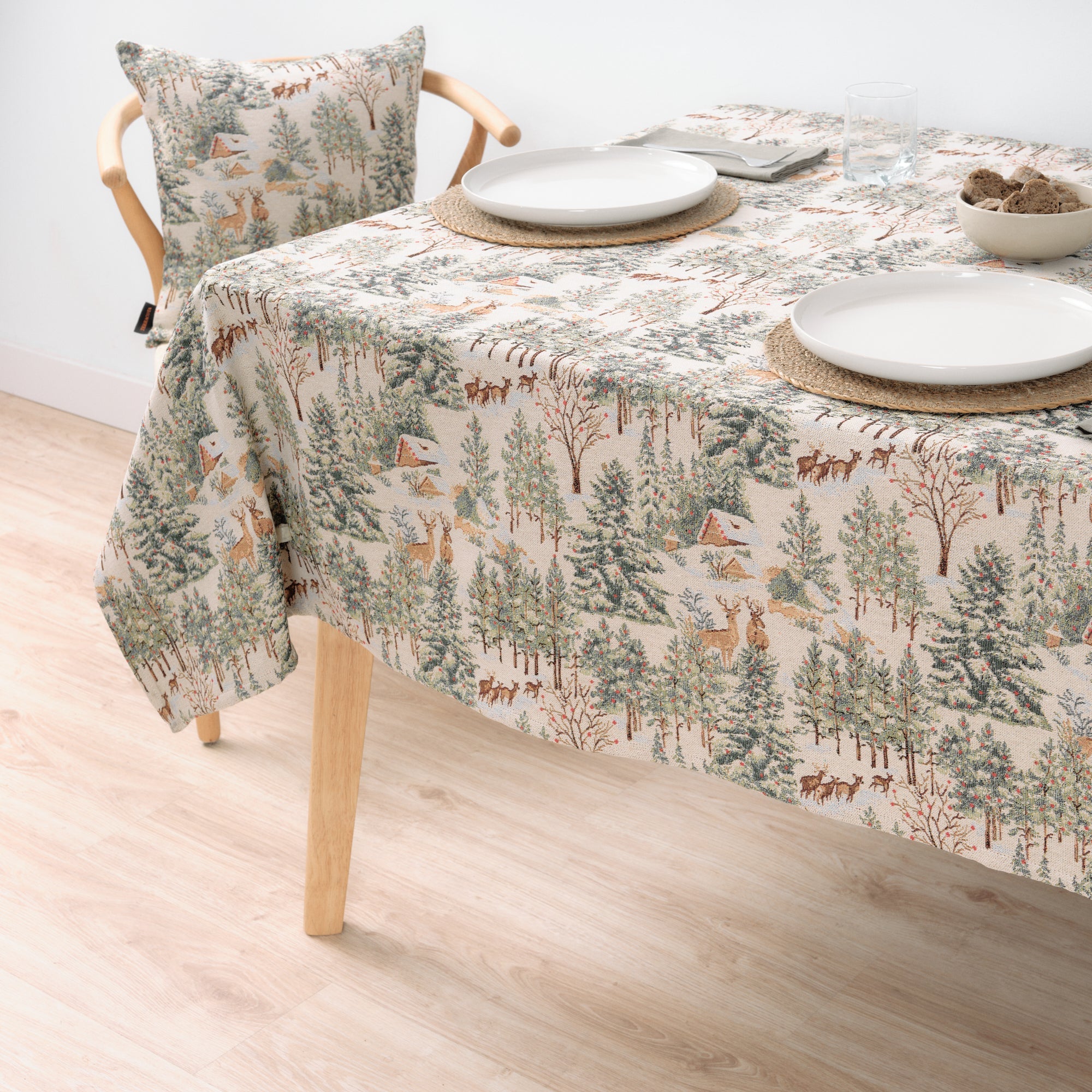 Premium Jacquard Stain-Resistant Tablecloth 33722B
