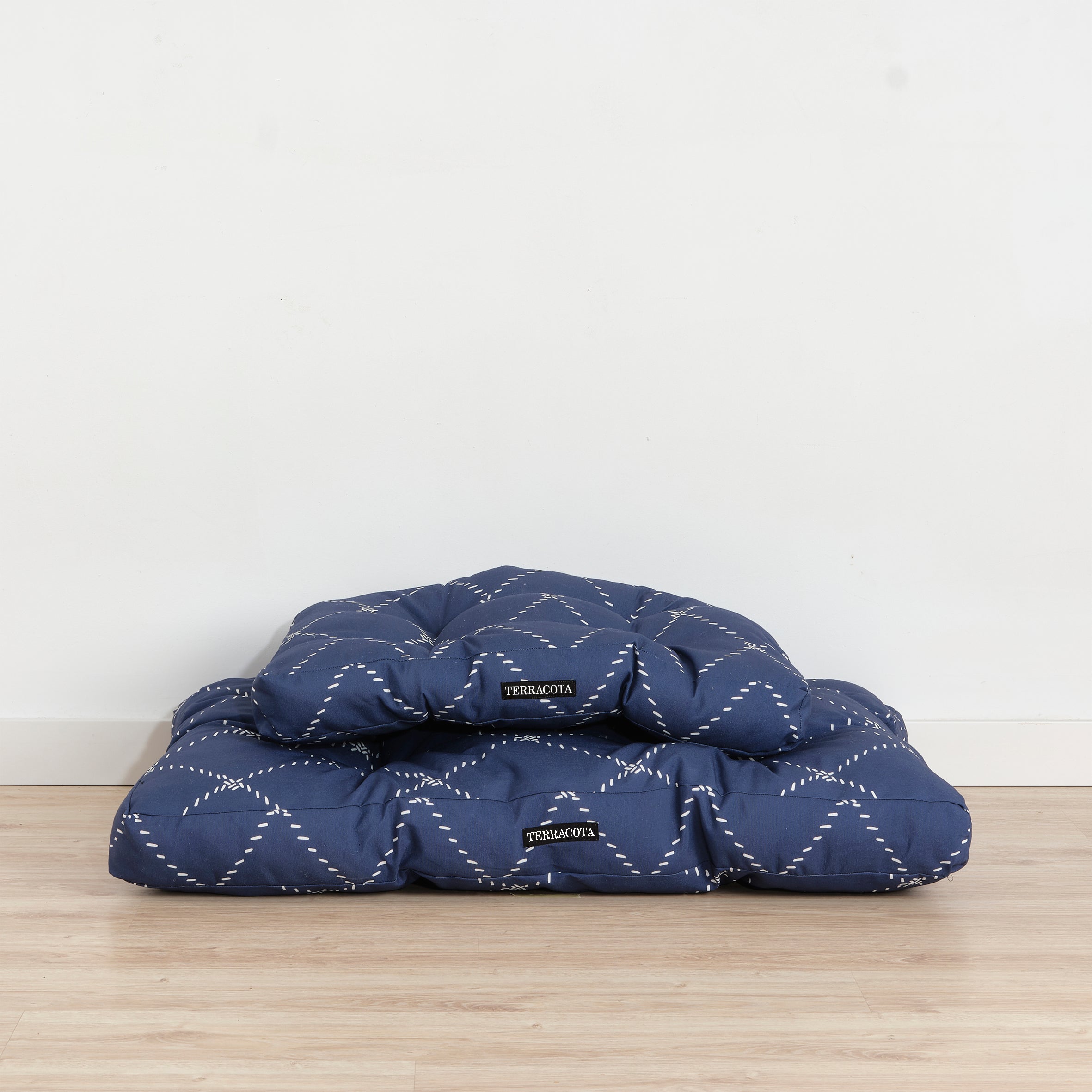 Cama para mascotas gruesa y acolchada antimanchas Benicassim Marino