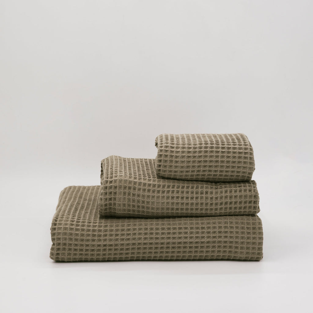 Wallnut 100% cotton waffle towel