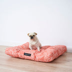 Cama para mascotas gruesa y acolchada antimanchas Estarit Coral