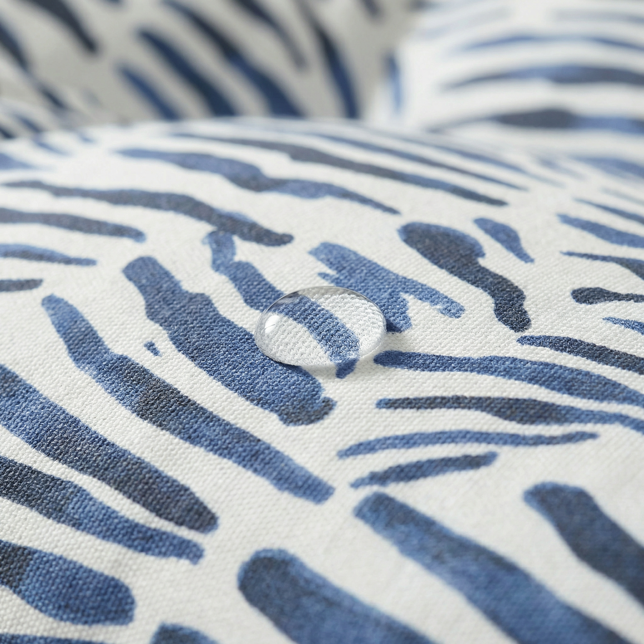 Cama para mascotas gruesa y acolchada antimanchas Gavina