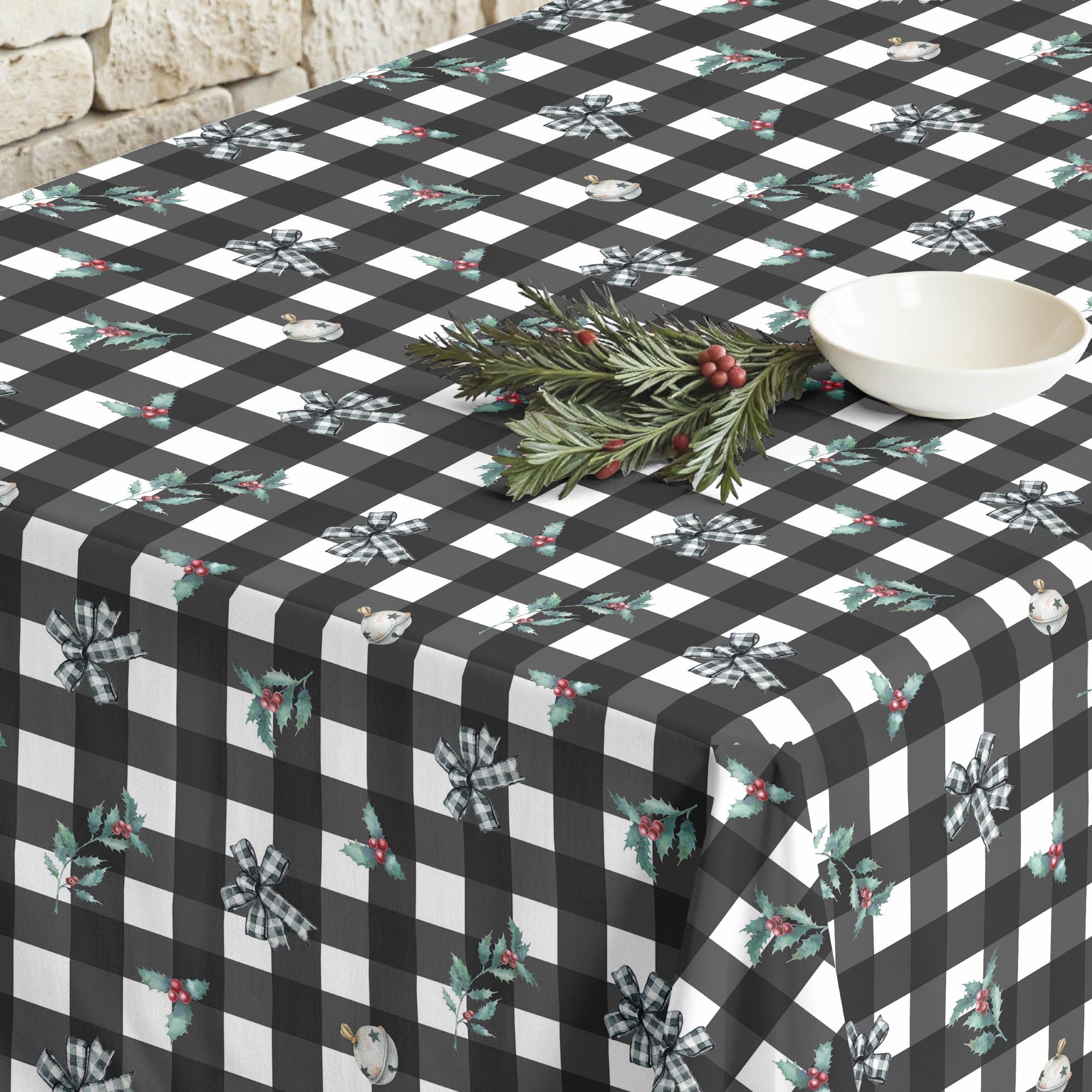 Elegant Christmas stain-resistant tablecloth 1
