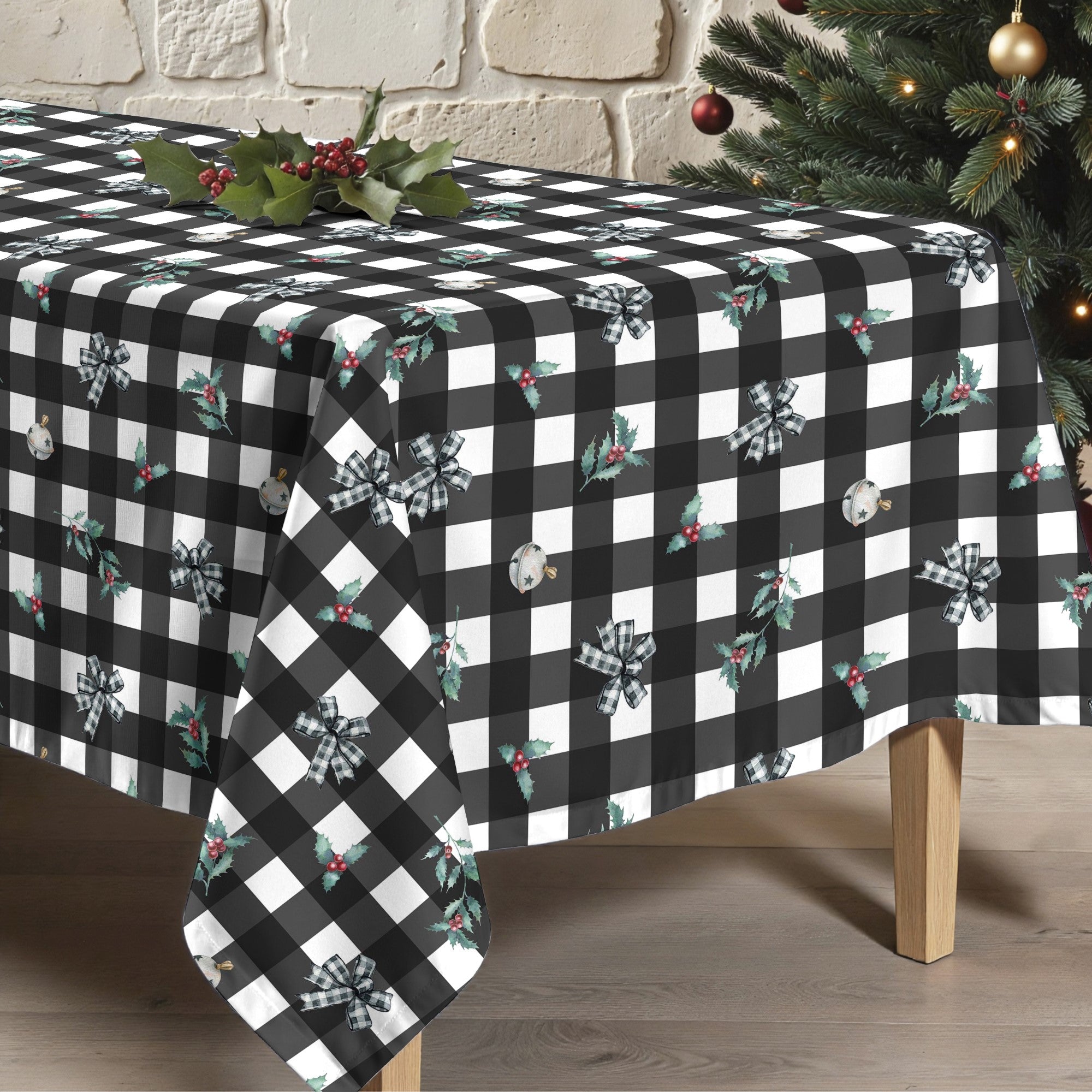 Elegant Christmas stain-resistant tablecloth 1