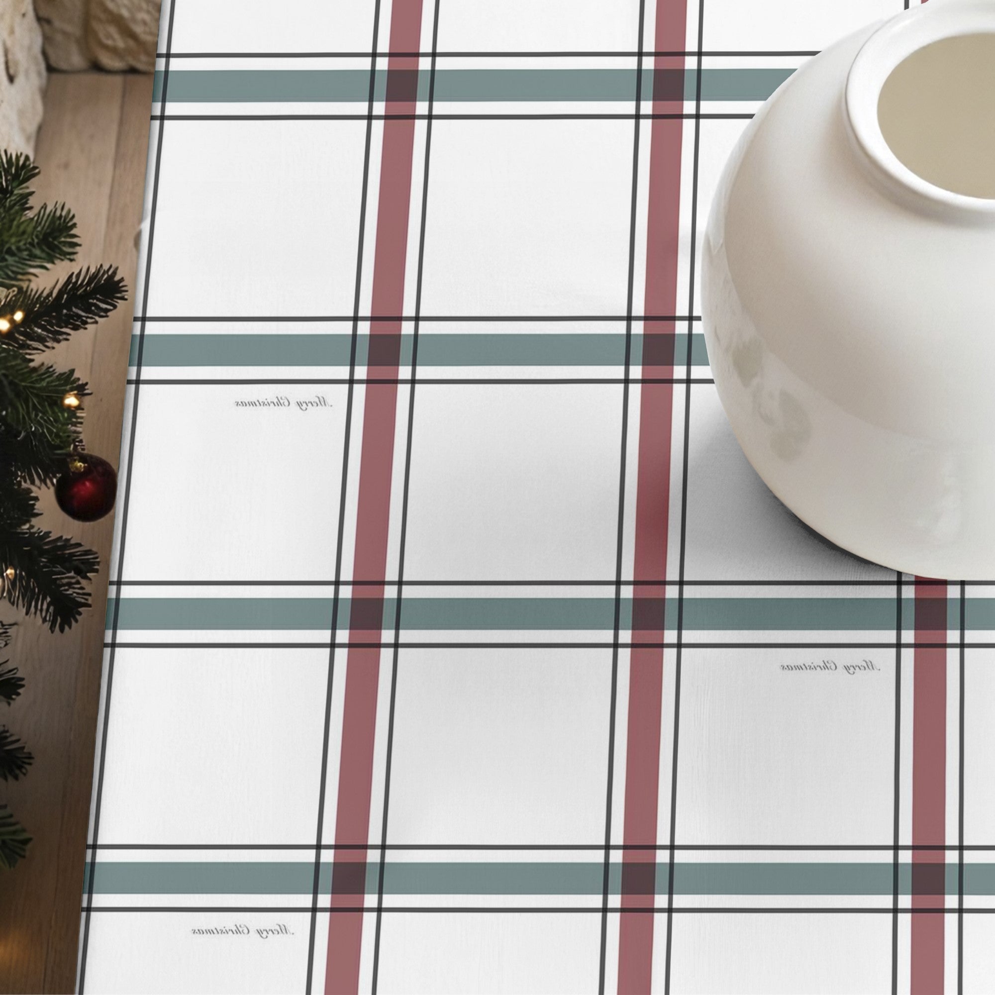 Elegant Christmas stain-resistant tablecloth 4