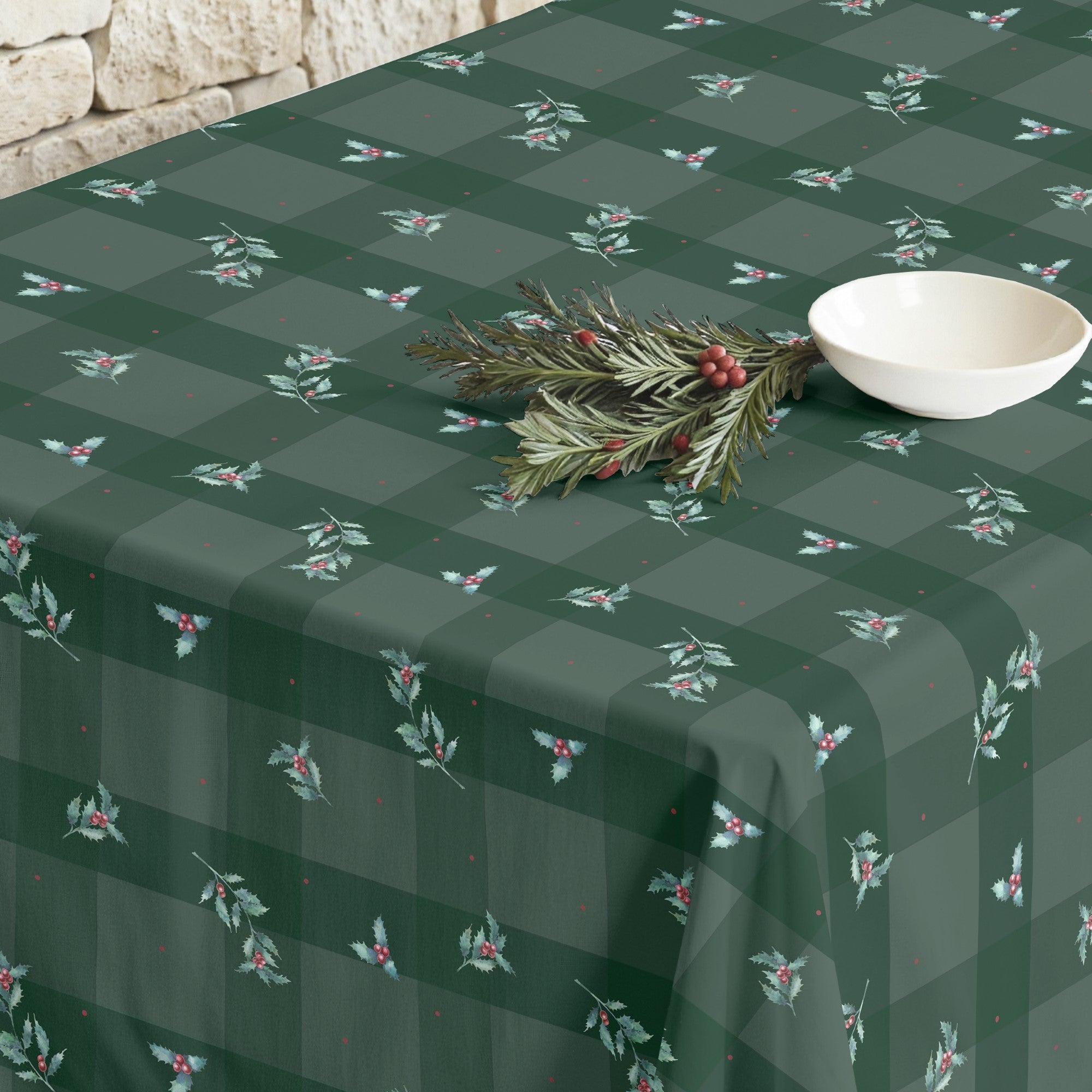 Green Christmas stain-resistant tablecloth 1