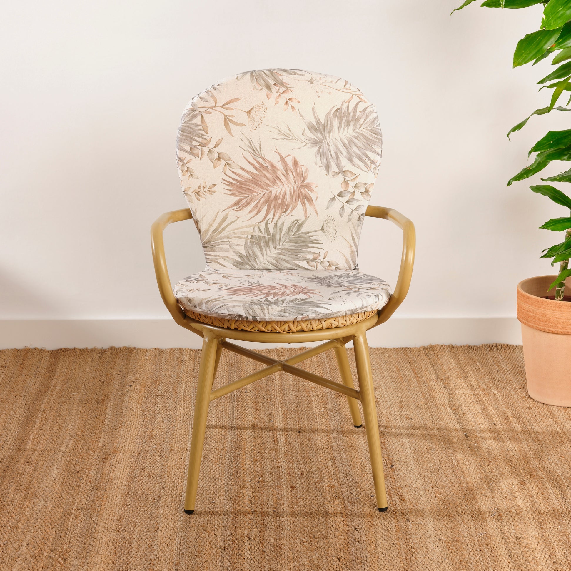 Yari 1 outdoor chair cushion 48x90 cm